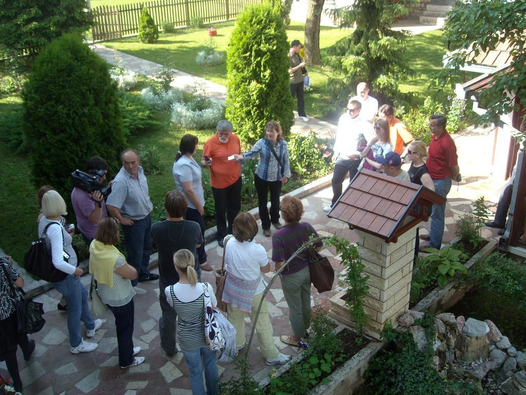 Seoski Turizam Melovic Rozanstvo Экстерьер фото